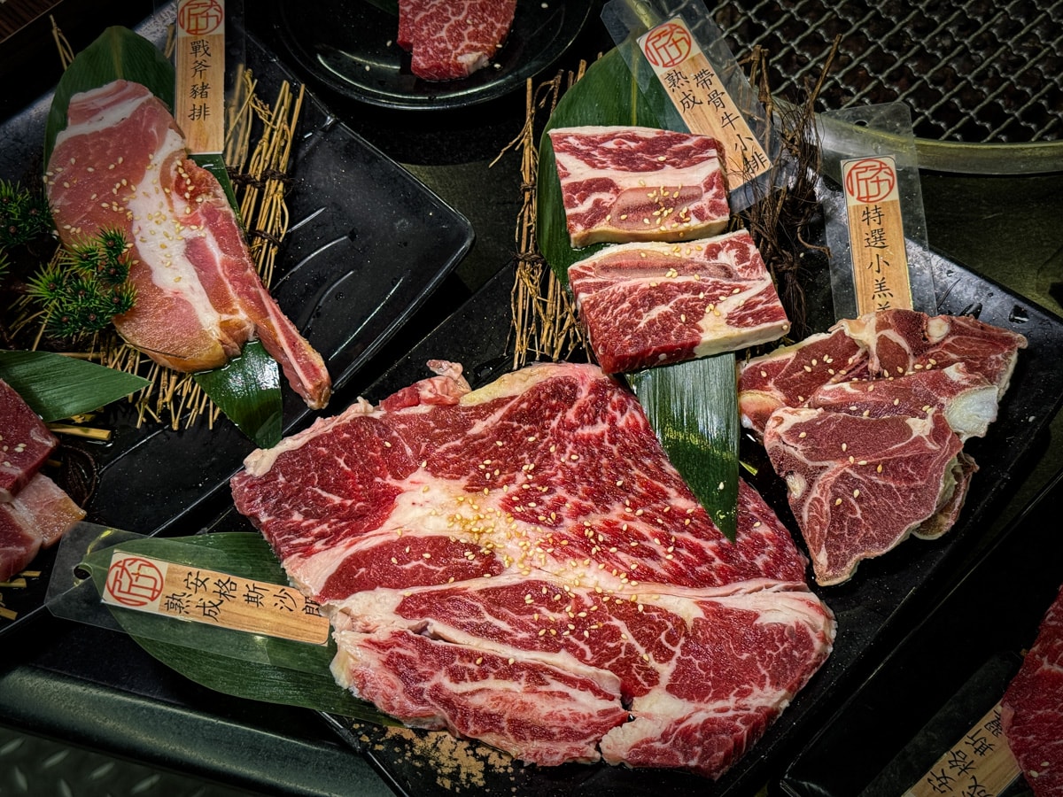 【匠夯日式無煙燒肉】桃園燒烤吃到飽美食推薦，3分鐘內送上所有肉盤否則就送你免費吃肉！689元起享受火烤兩吃頂級饗宴