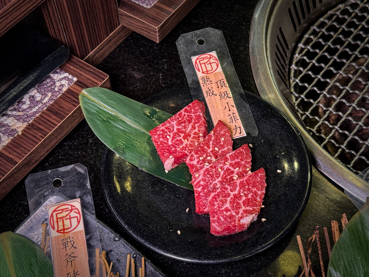 【匠夯日式無煙燒肉】桃園燒烤吃到飽美食推薦，3分鐘內送上所有肉盤否則就送你免費吃肉！689元起享受火烤兩吃頂級饗宴