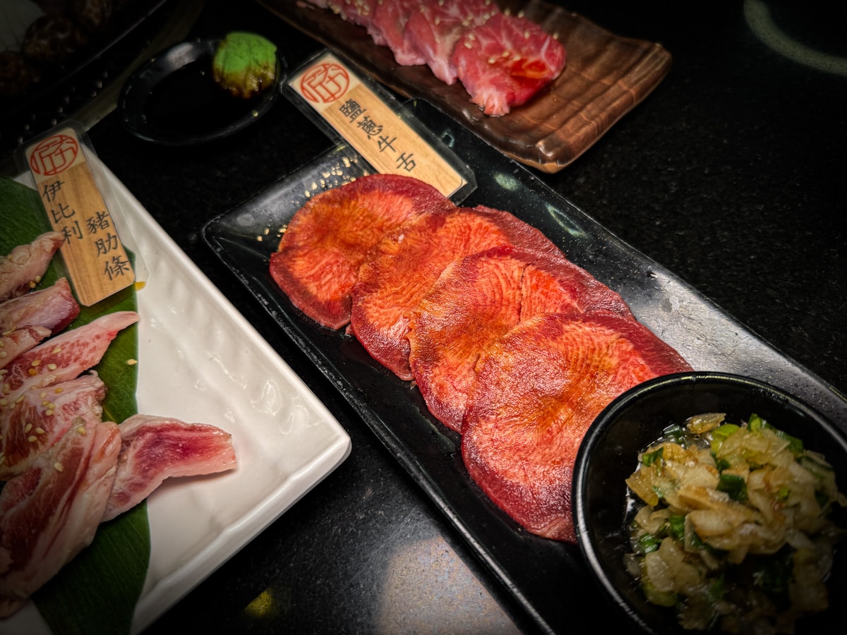 【匠夯日式無煙燒肉】桃園燒烤吃到飽美食推薦，3分鐘內送上所有肉盤否則就送你免費吃肉！689元起享受火烤兩吃頂級饗宴
