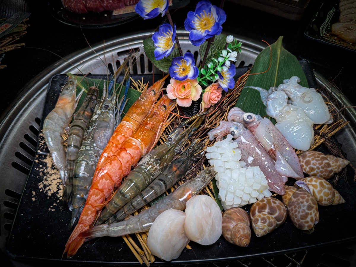 【匠夯日式無煙燒肉】桃園燒烤吃到飽美食推薦，3分鐘內送上所有肉盤否則就送你免費吃肉！689元起享受火烤兩吃頂級饗宴