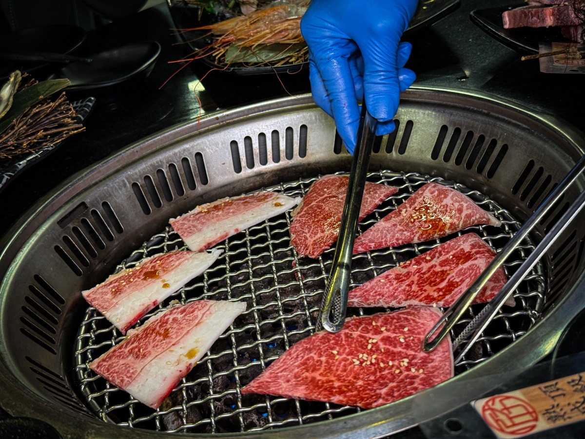 【匠夯日式無煙燒肉】桃園燒烤吃到飽美食推薦，3分鐘內送上所有肉盤否則就送你免費吃肉！689元起享受火烤兩吃頂級饗宴