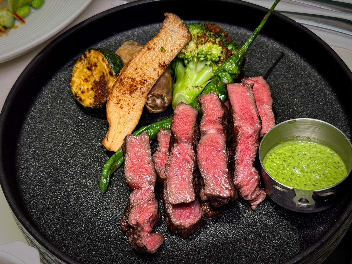 【拾青春】中壢評分最高美食餐廳推薦，精緻地中海料理、特色手作甜點，內用套餐可以續加前菜！