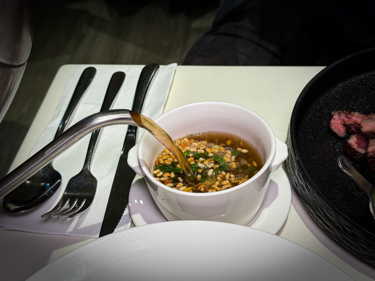 【拾青春】中壢評分最高美食餐廳推薦，精緻地中海料理、特色手作甜點，內用套餐可以續加前菜！