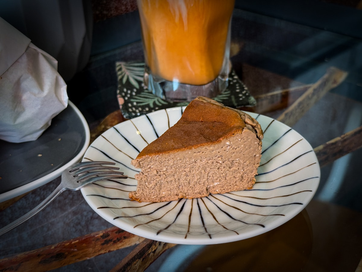 【Share House Cafe】台南新美街咖啡廳推薦，手作輕食甜點與單品咖啡，特色質感老宅咖啡廳