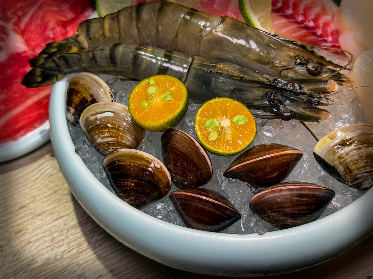 【旺鍋】板橋府中人氣火鍋推薦，超精緻單點鍋物套餐保證營養豐盛，營業到兩點的府中宵夜餐廳首選！