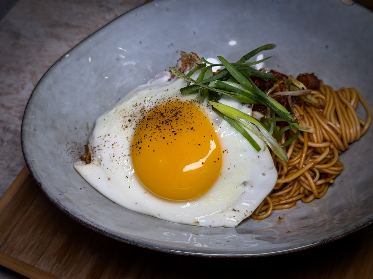 【Gooday Cafe】高雄三多商圈咖啡廳美食推薦，特色輕食套餐與多款手作甜點，前鎮區包場聚會餐廳首選