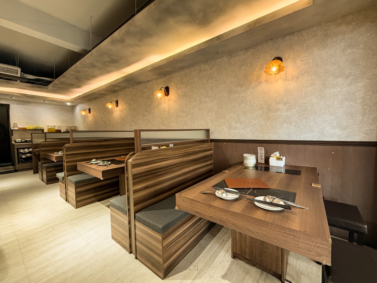 【初殿鍋物】中和景安站火鍋美食推薦，平日套餐299元起，內建超好吃被火鍋耽誤的滷肉飯！