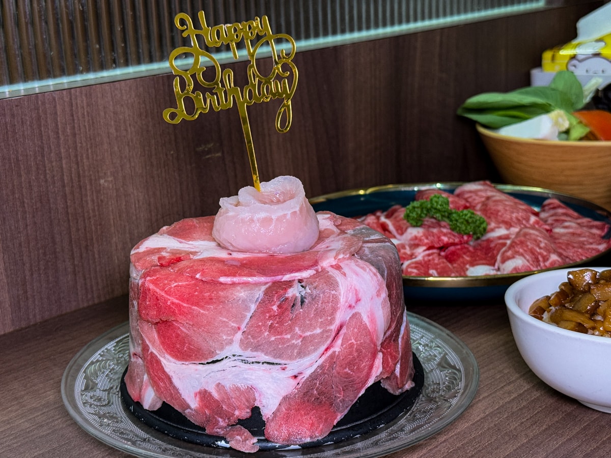 【初殿鍋物】中和景安站火鍋美食推薦，平日套餐299元起，內建超好吃被火鍋耽誤的滷肉飯！