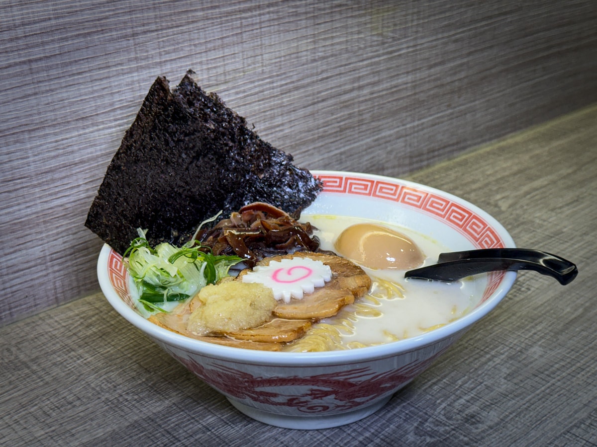 【麵屋堂本】中壢超人氣必吃拉麵美食推薦，190元起內用免費續麵一次，客製化調整麵條與口味