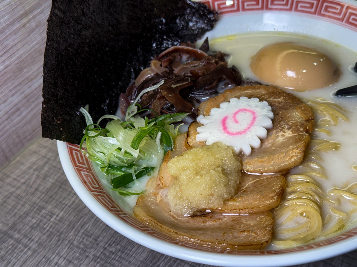 【麵屋堂本】中壢超人氣必吃拉麵美食推薦，190元起內用免費續麵一次，客製化調整麵條與口味