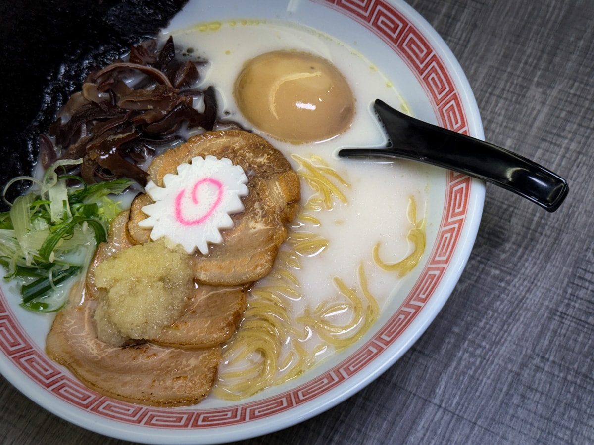 【麵屋堂本】中壢超人氣必吃拉麵美食推薦，190元起內用免費續麵一次，客製化調整麵條與口味