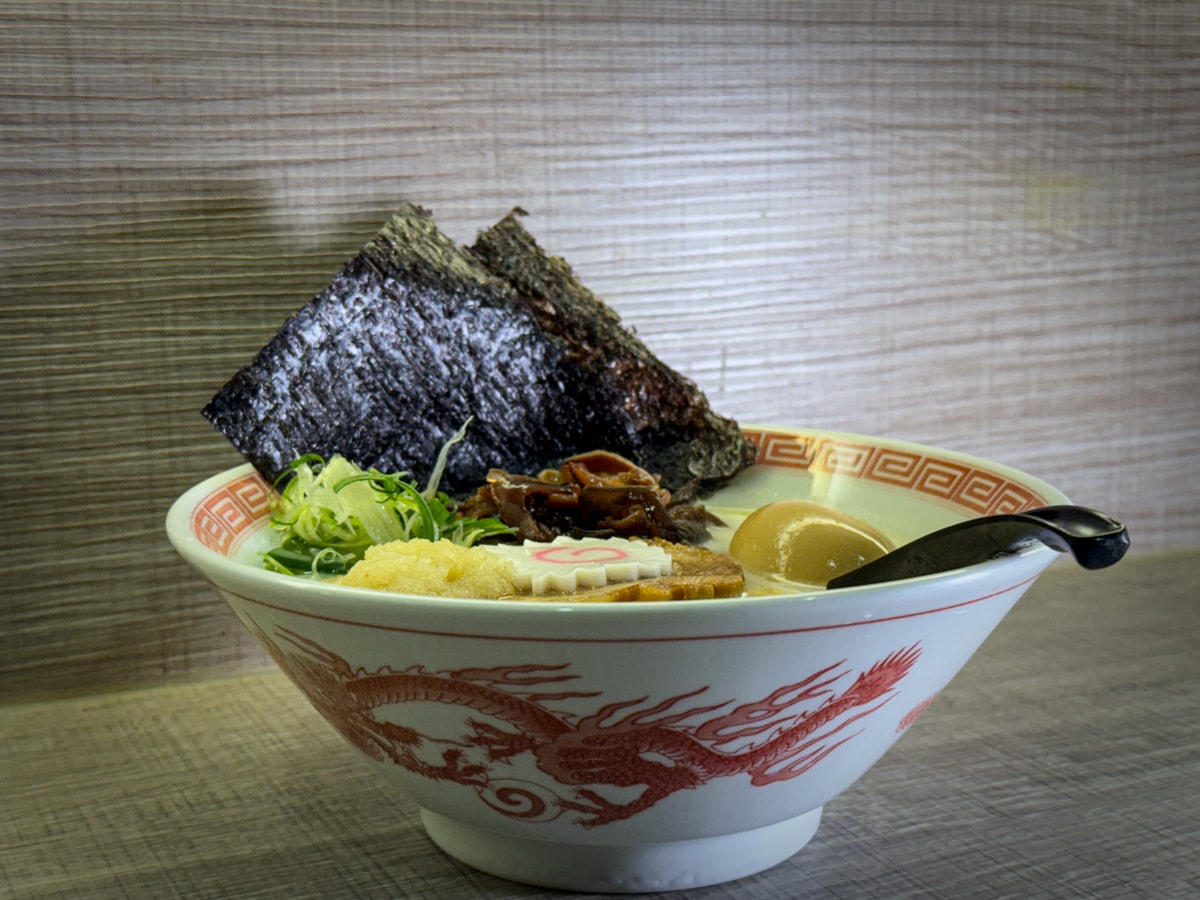 【麵屋堂本】中壢超人氣必吃拉麵美食推薦，190元起內用免費續麵一次，客製化調整麵條與口味