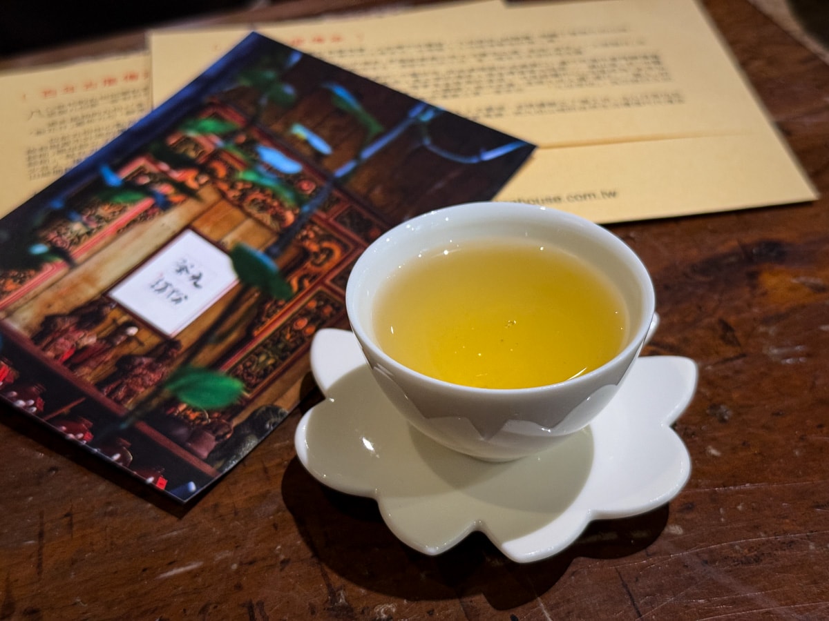 【九份茶坊】九份人氣泡茶推薦,九份第一家百年古厝茶坊,結合茶陶畫的絕美人文藝術空間! - 第35張圖 【九份茶坊】九份人氣泡茶推薦,九份第一家百年古厝茶坊,結合茶陶畫的絕美人文藝術空間!