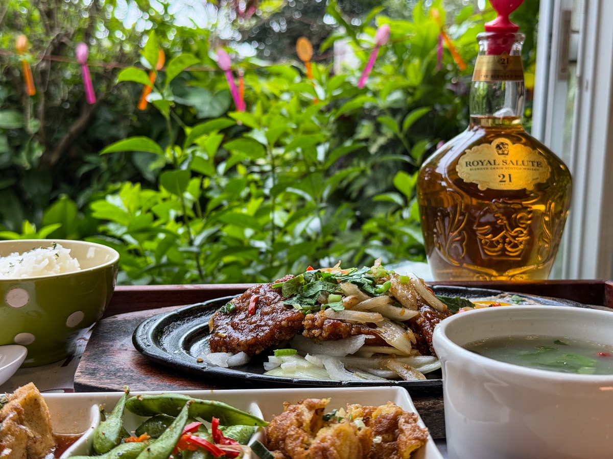 【幸福王國庭園餐廳】新北三芝秘境餐廳美食推薦，在地深耕15年的職人料理，450元起大啖精緻套餐！