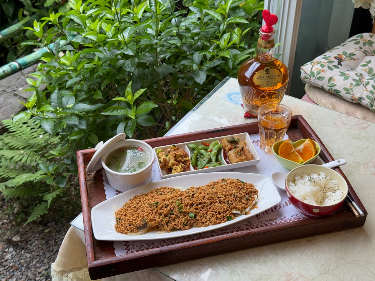 【幸福王國庭園餐廳】新北三芝秘境餐廳美食推薦，在地深耕15年的職人料理，450元起大啖精緻套餐！