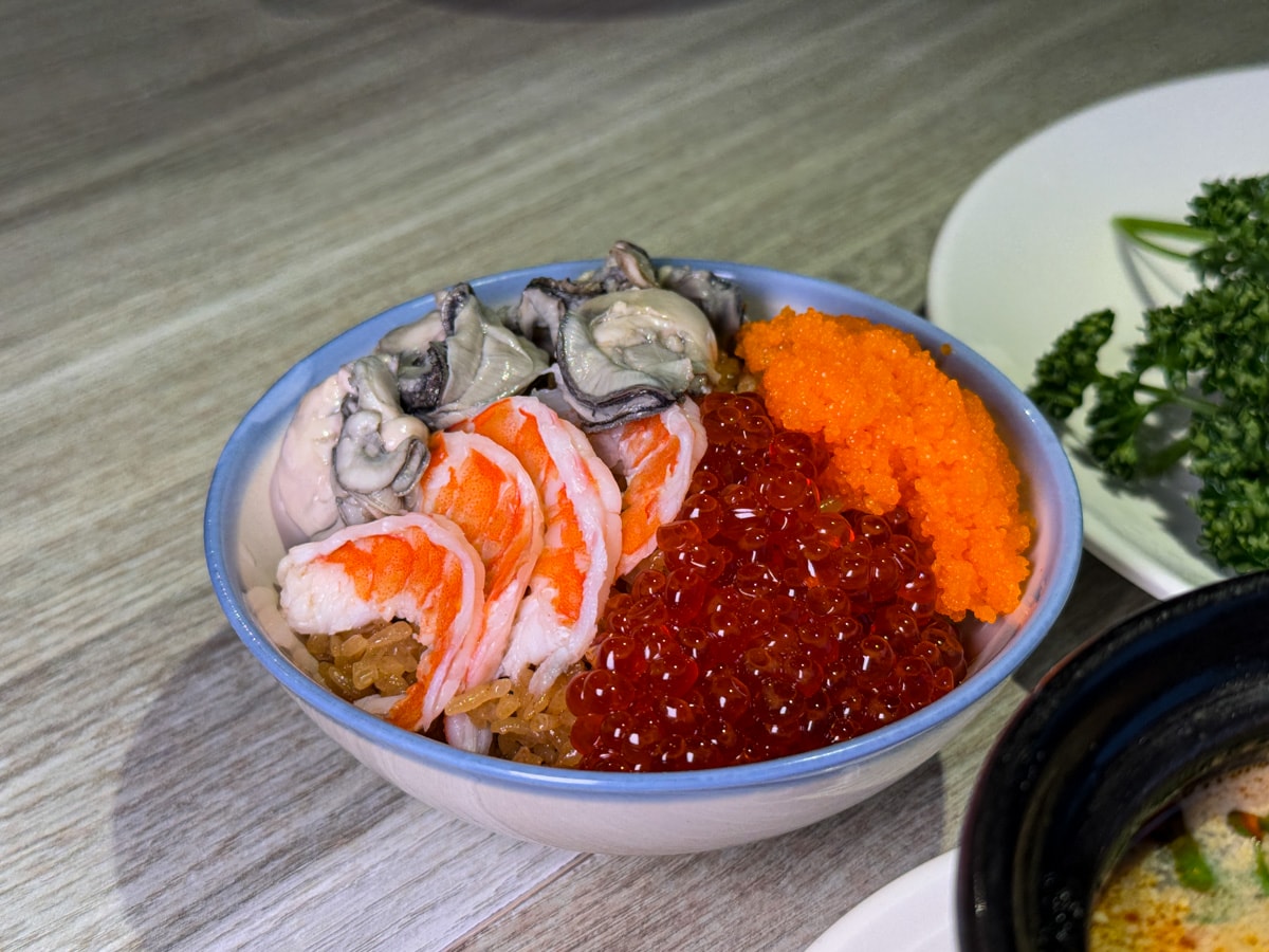 【煙波花時間-宜蘭傳藝】宜蘭評分最高的住宿飯店推薦，一泊二饗夜宿宜蘭傳藝園區，全台唯一藝城古遊飯店！