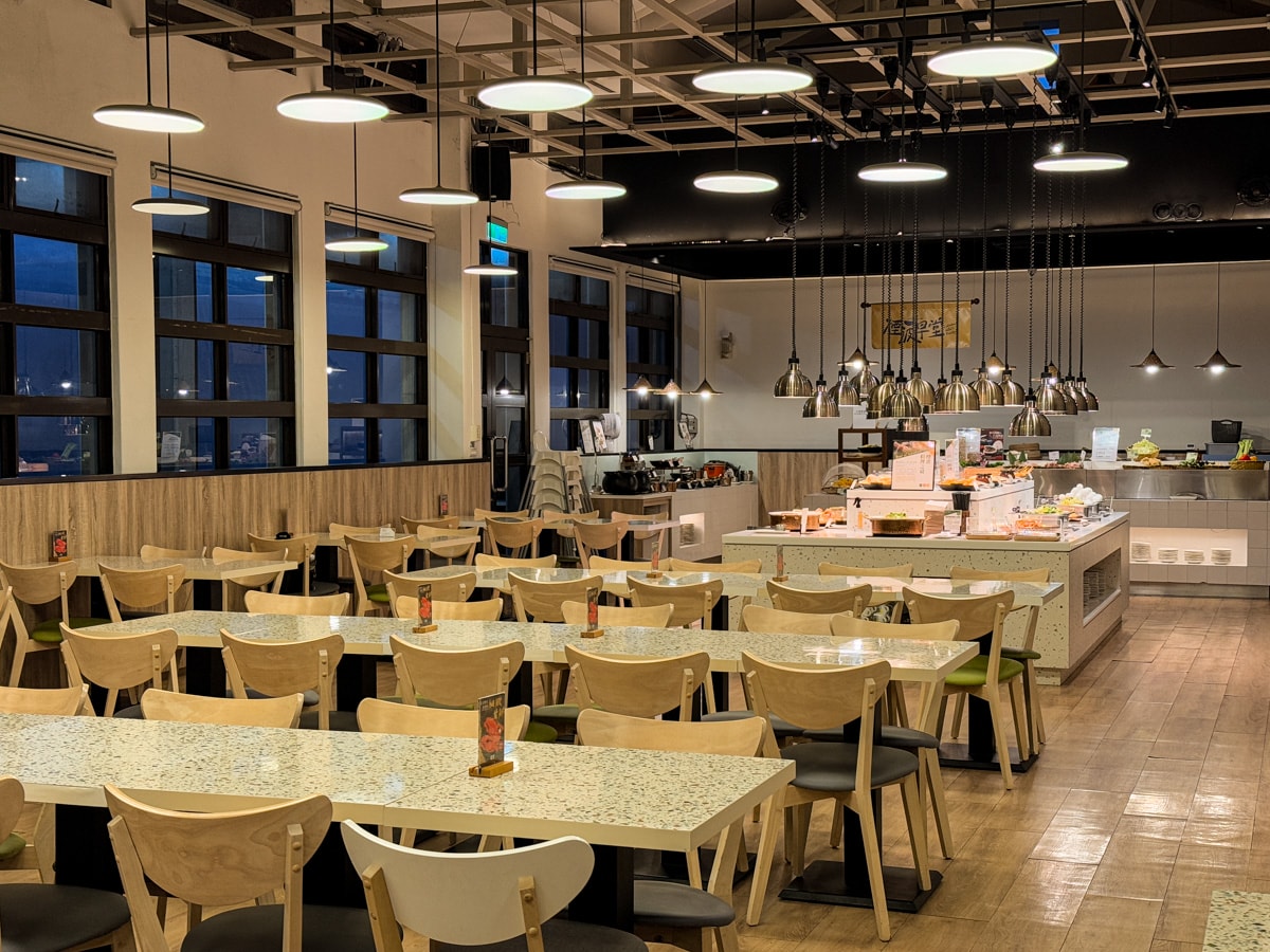 【煙波花時間-宜蘭傳藝】宜蘭評分最高的住宿飯店推薦，一泊二饗夜宿宜蘭傳藝園區，全台唯一藝城古遊飯店！