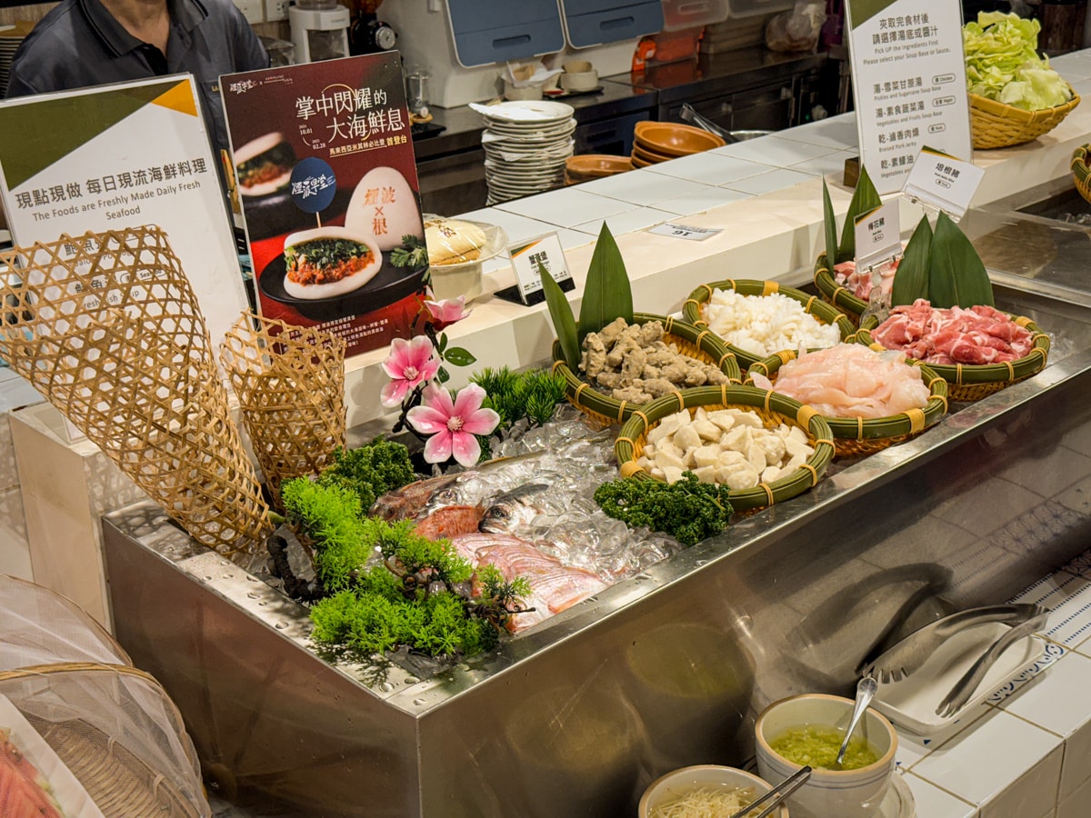 【煙波花時間-宜蘭傳藝】宜蘭評分最高的住宿飯店推薦，一泊二饗夜宿宜蘭傳藝園區，全台唯一藝城古遊飯店！