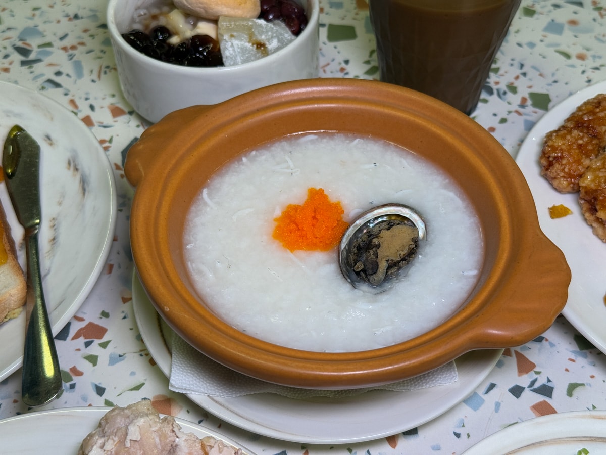 【煙波花時間-宜蘭傳藝】宜蘭評分最高的住宿飯店推薦，一泊二饗夜宿宜蘭傳藝園區，全台唯一藝城古遊飯店！