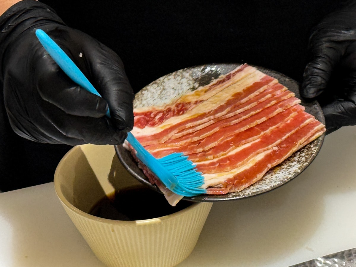 【燒肉政宗】新北中和必吃燒肉推薦，現場手切嚴選頂級肉品！內用小菜無限續，舌尖上的美味饗宴！