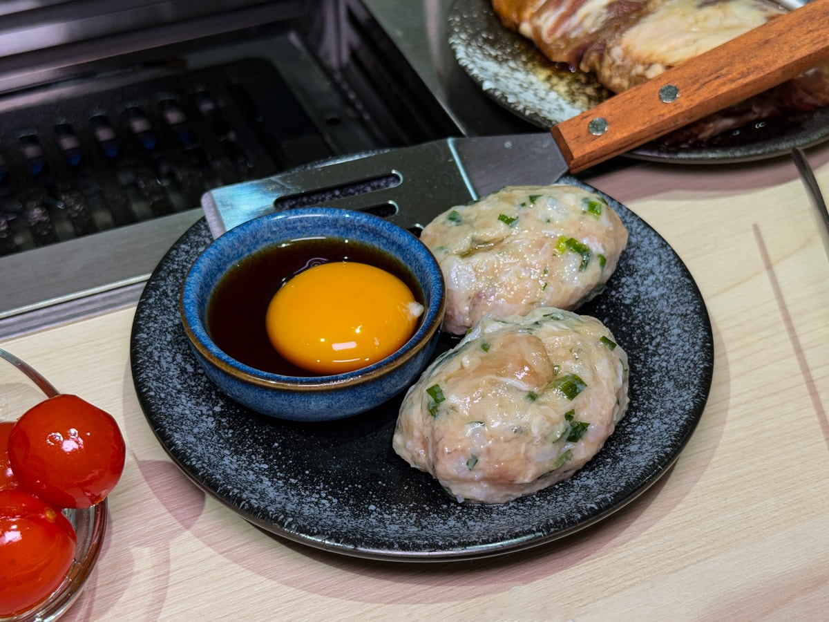 【燒肉政宗】新北中和必吃燒肉推薦，現場手切嚴選頂級肉品！內用小菜無限續，舌尖上的美味饗宴！