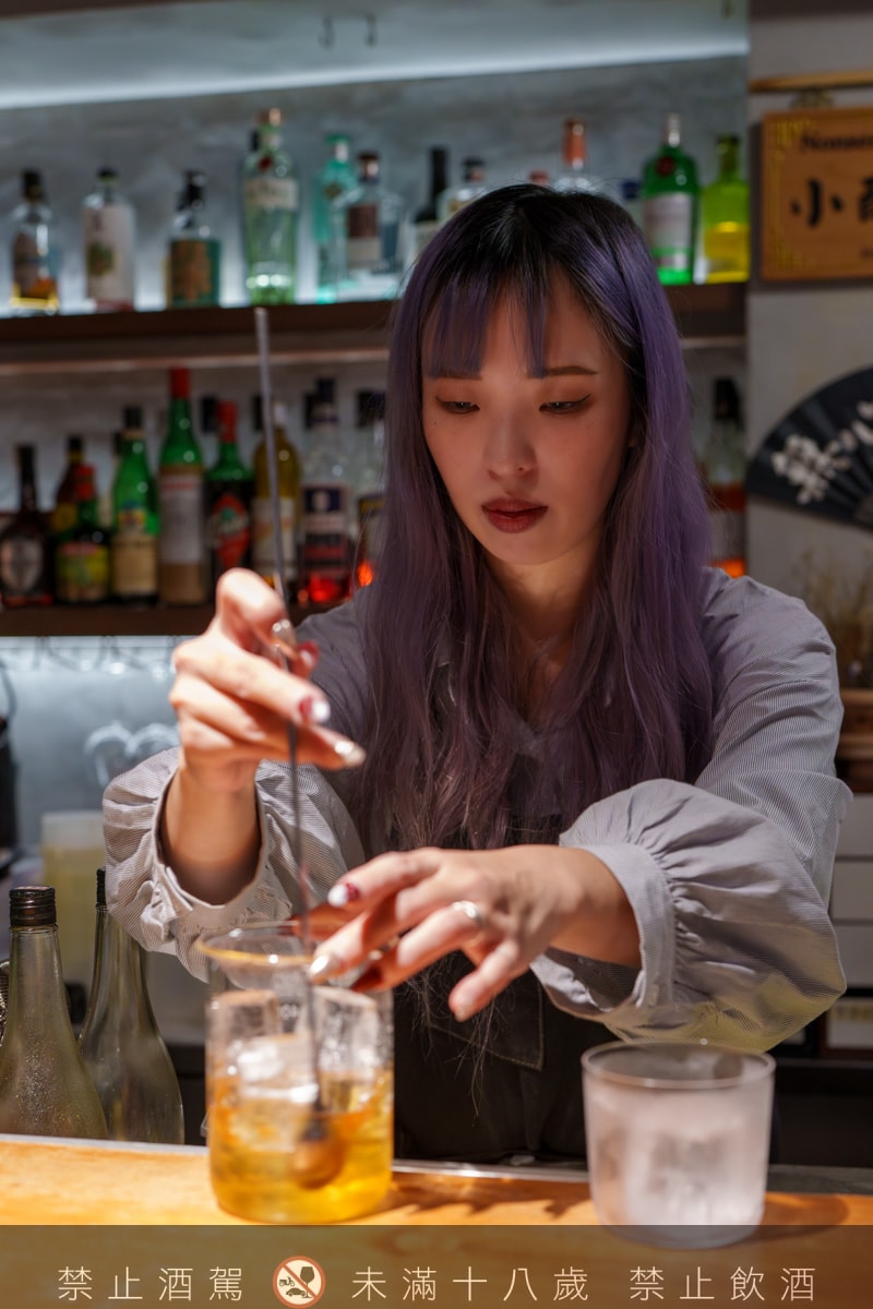 【無心戒酒互助會-武昌分會】台北西門人氣酒吧推薦,酒精狂徒必喝獨家特製PUNCH!台灣主題特色調酒搭配下酒菜 - 第16張圖 【無心戒酒互助會-武昌分會】台北西門人氣酒吧推薦,酒精狂徒必喝獨家特製PUNCH!台灣主題特色調酒搭配下酒菜
