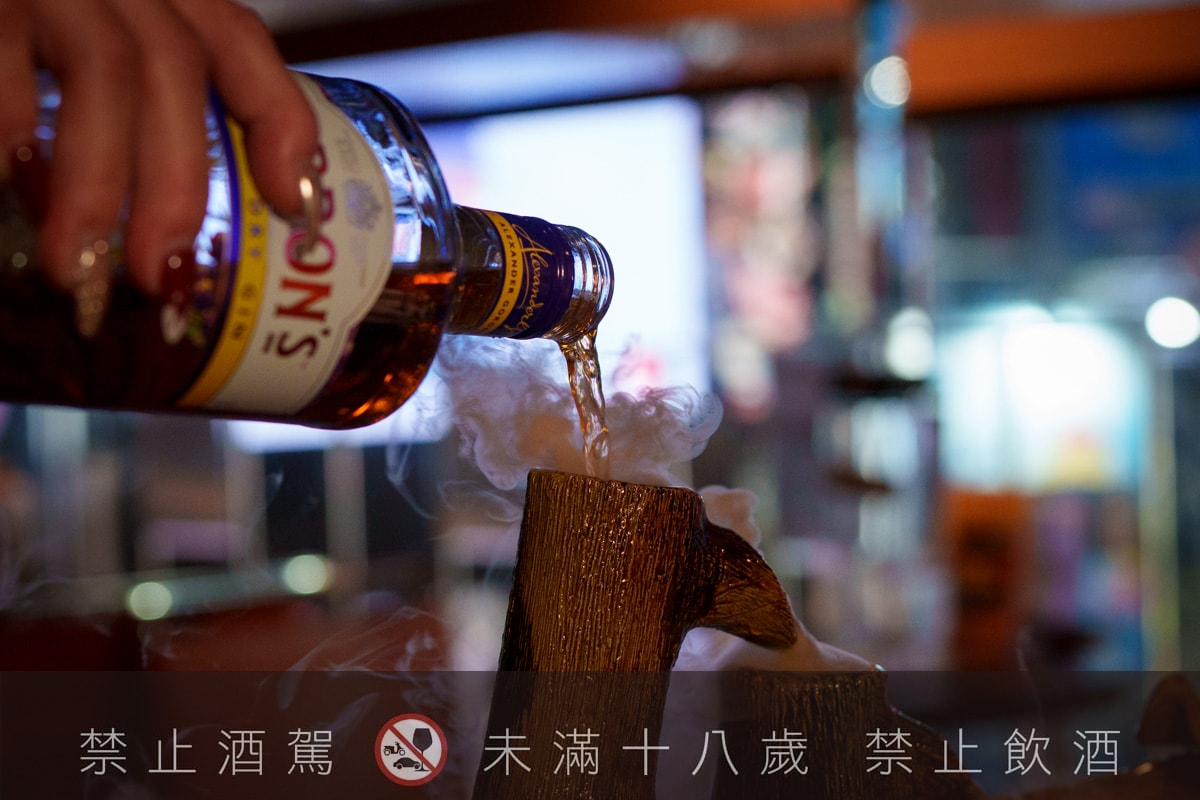 【無心戒酒互助會-武昌分會】台北西門人氣酒吧推薦,酒精狂徒必喝獨家特製PUNCH!台灣主題特色調酒搭配下酒菜 - 第48張圖 【無心戒酒互助會-武昌分會】台北西門人氣酒吧推薦,酒精狂徒必喝獨家特製PUNCH!台灣主題特色調酒搭配下酒菜