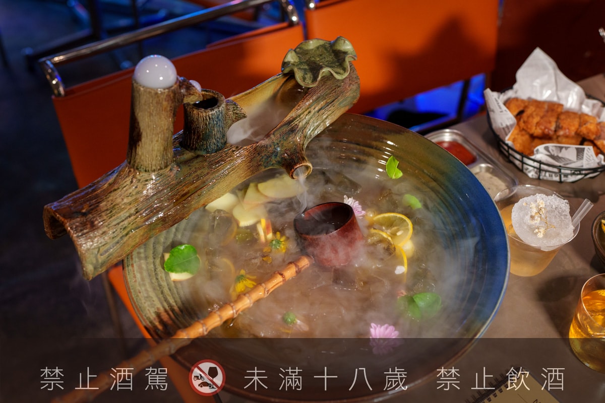 【無心戒酒互助會-武昌分會】台北西門人氣酒吧推薦,酒精狂徒必喝獨家特製PUNCH!台灣主題特色調酒搭配下酒菜 - 第47張圖 【無心戒酒互助會-武昌分會】台北西門人氣酒吧推薦,酒精狂徒必喝獨家特製PUNCH!台灣主題特色調酒搭配下酒菜