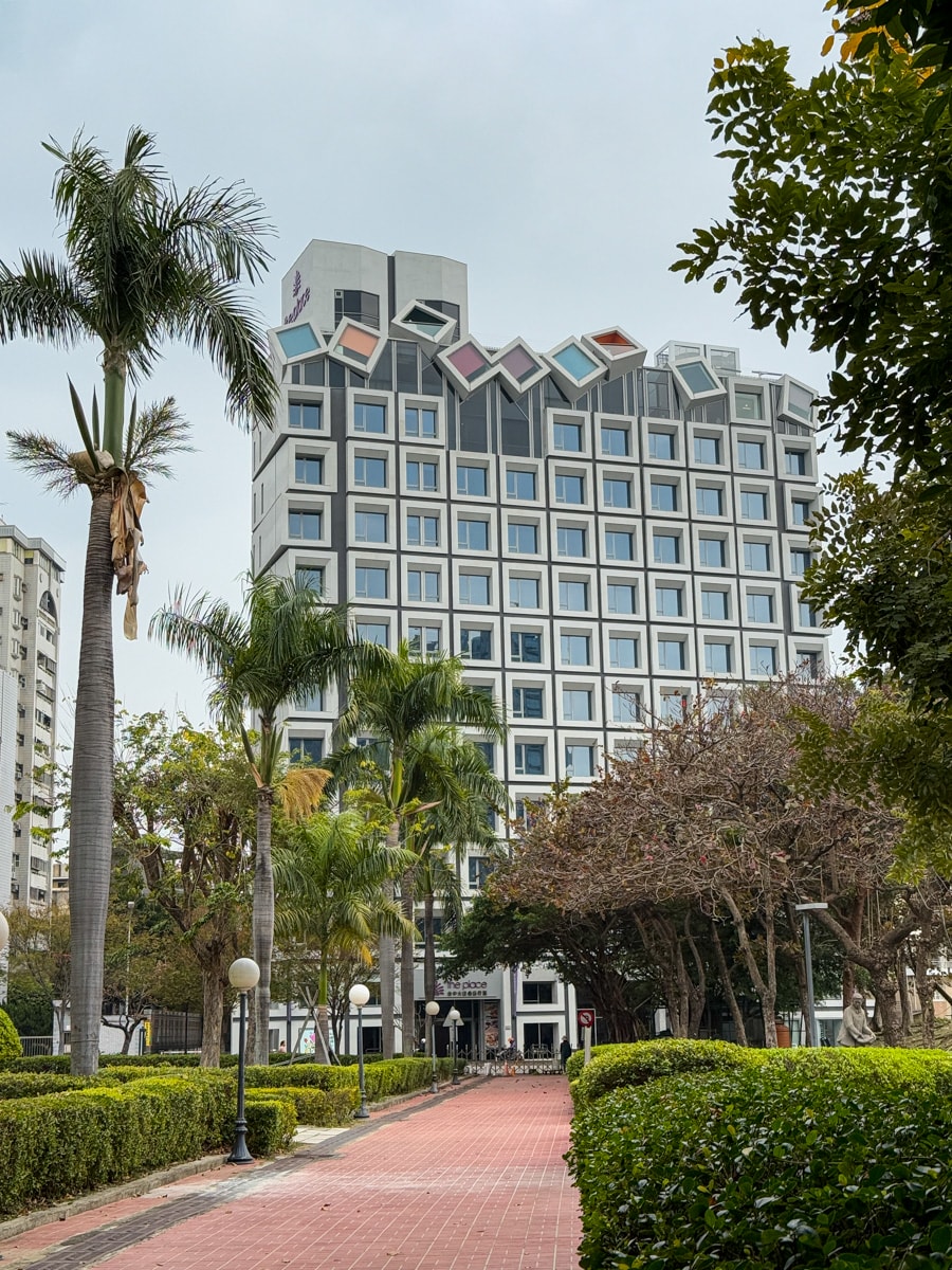 【台中大毅老爺行旅】台中西區必住絕美飯店推薦,精心設計9大質感房型,旅店中的美術館! - 第5張圖 【台中大毅老爺行旅】台中西區必住絕美飯店推薦,精心設計9大質感房型,旅店中的美術館!
