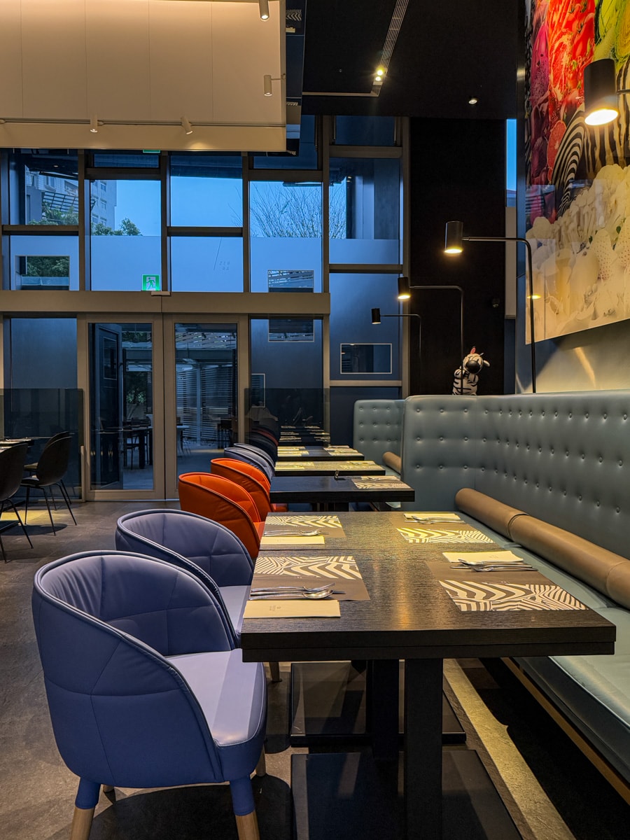【台中大毅老爺行旅】台中西區必住絕美飯店推薦,精心設計9大質感房型,旅店中的美術館! - 第34張圖 【台中大毅老爺行旅】台中西區必住絕美飯店推薦,精心設計9大質感房型,旅店中的美術館!