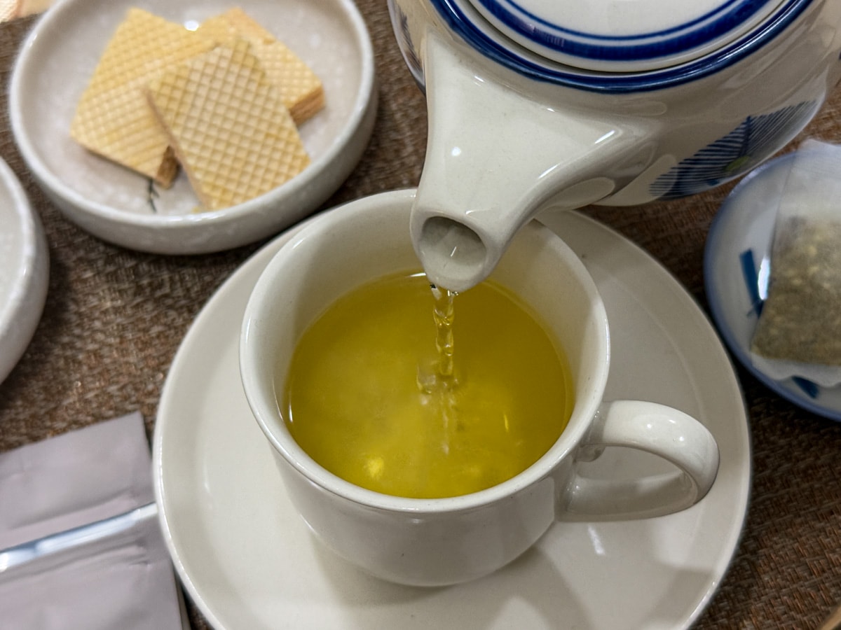 最新｜3款人氣漢方養生茶推薦！品盛堂、翰方御品、樂木集評價解析，選購指南必看！
