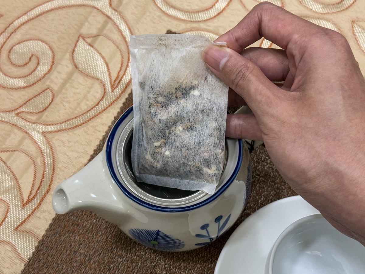 最新｜3款人氣漢方養生茶推薦！品盛堂、翰方御品、樂木集評價解析，選購指南必看！