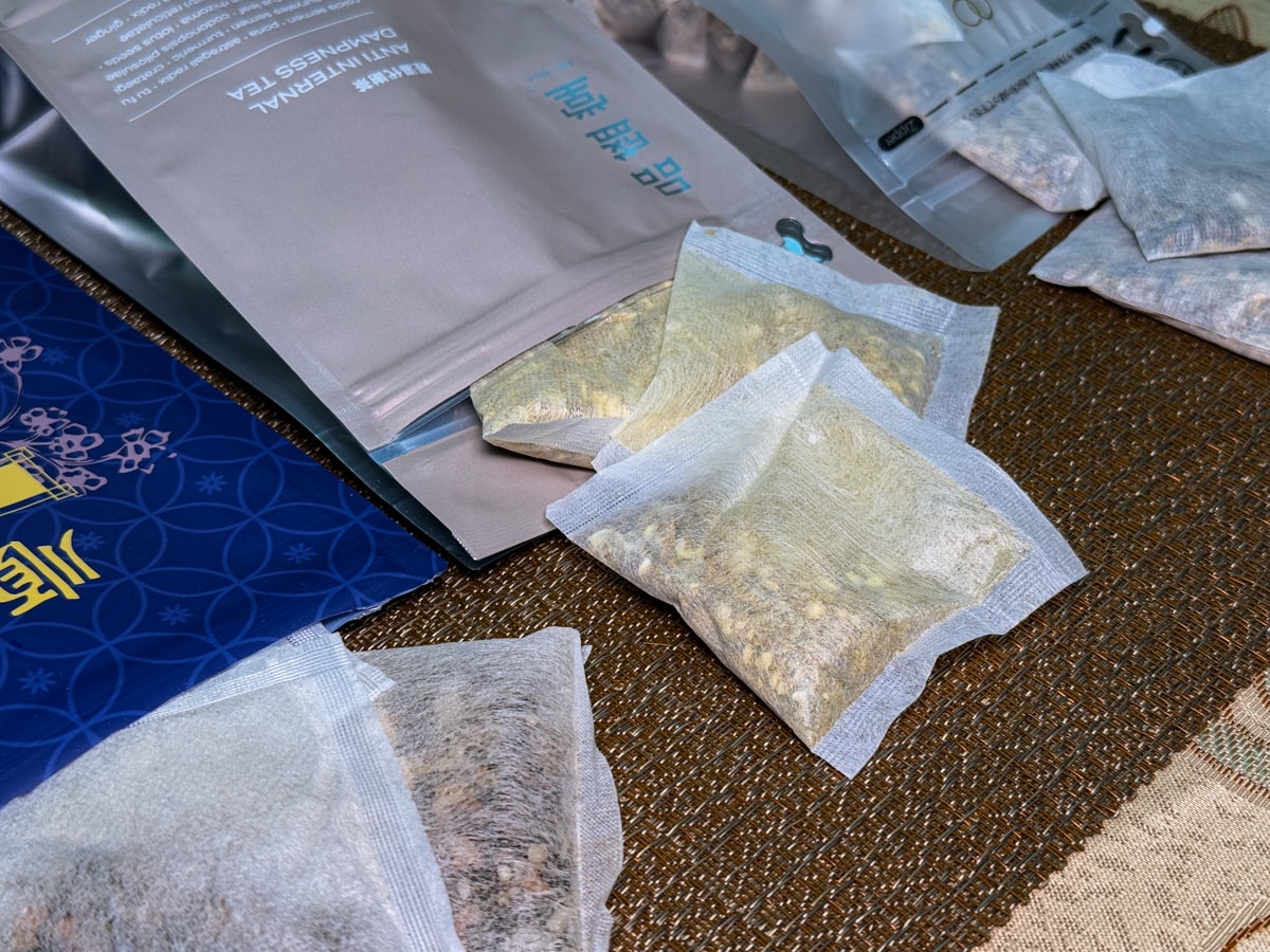 最新｜3款人氣漢方養生茶推薦！品盛堂、翰方御品、樂木集評價解析，選購指南必看！