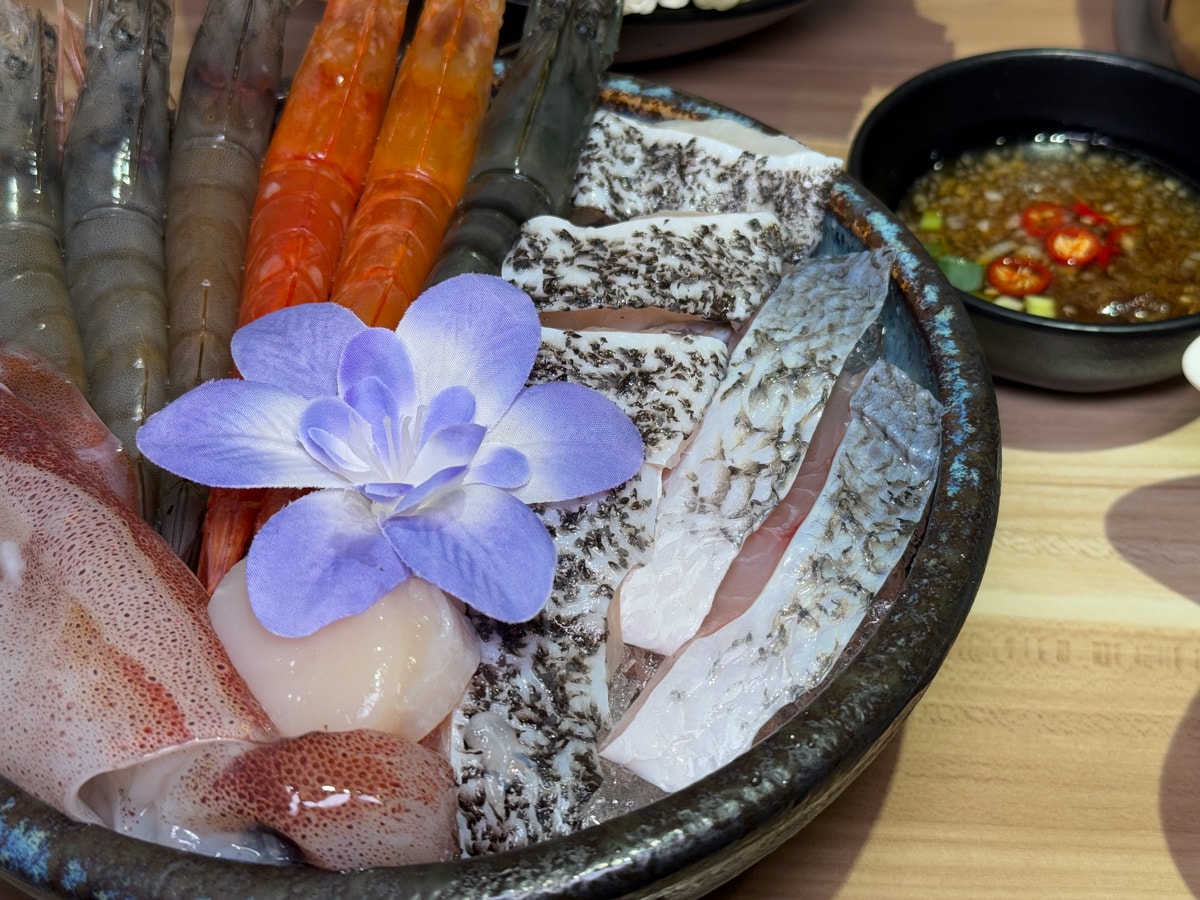 【匯川暖心鍋物】中和站必吃質感火鍋推薦,350元起開鍋享4種副食吃到飽,飲料冰淇淋無限供應! - 第43張圖 【匯川暖心鍋物】中和站必吃質感火鍋推薦,350元起開鍋享4種副食吃到飽,飲料冰淇淋無限供應!