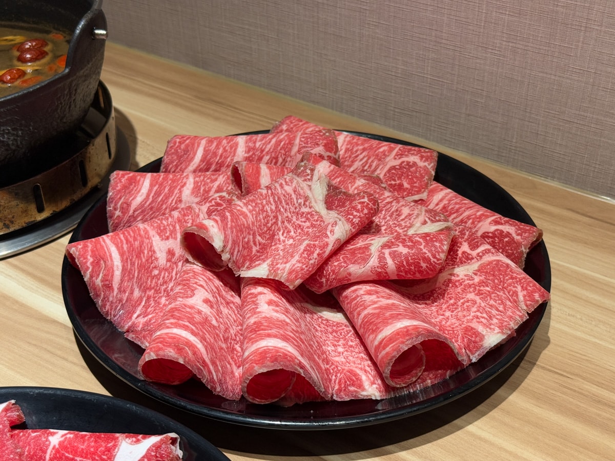【匯川暖心鍋物】中和站必吃質感火鍋推薦,350元起開鍋享4種副食吃到飽,飲料冰淇淋無限供應! - 第31張圖 【匯川暖心鍋物】中和站必吃質感火鍋推薦,350元起開鍋享4種副食吃到飽,飲料冰淇淋無限供應!