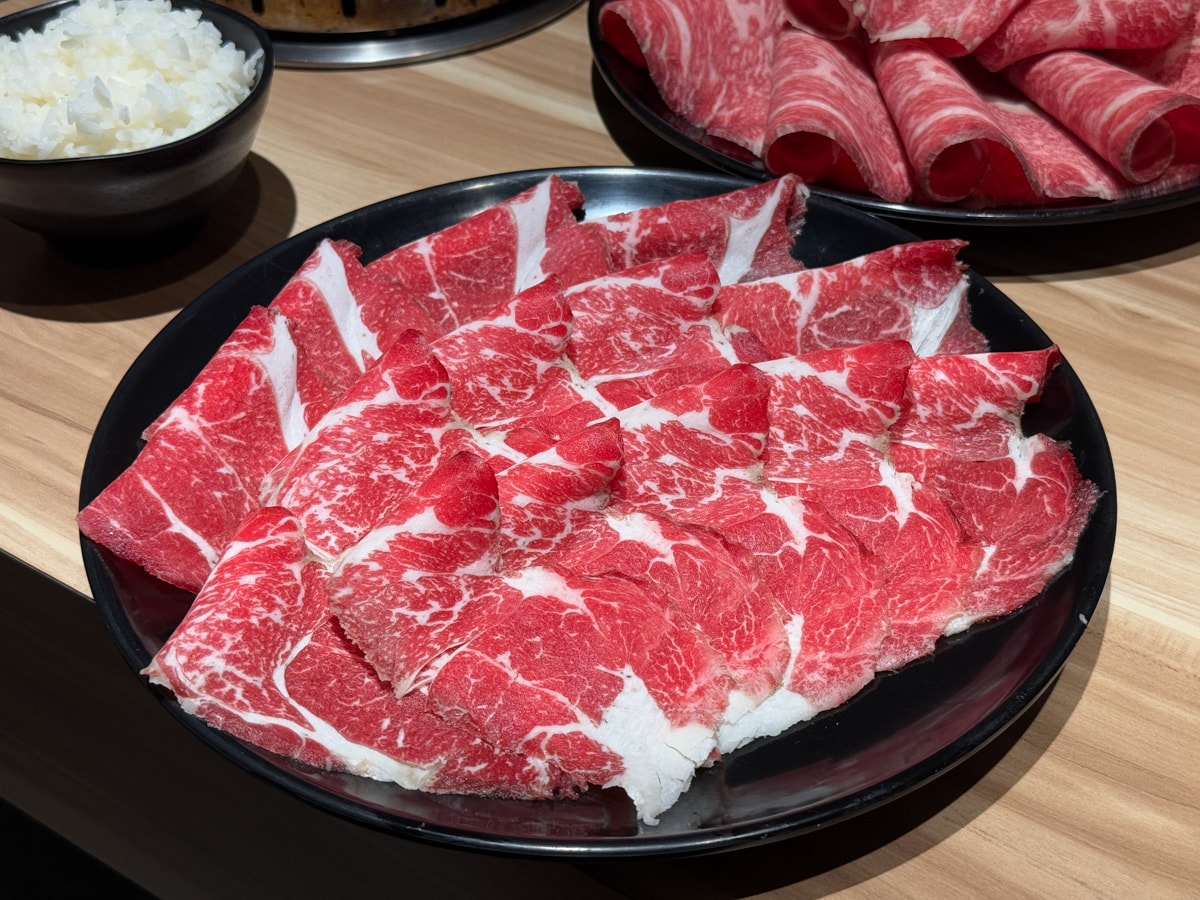 【匯川暖心鍋物】中和站必吃質感火鍋推薦,350元起開鍋享4種副食吃到飽,飲料冰淇淋無限供應! - 第36張圖 【匯川暖心鍋物】中和站必吃質感火鍋推薦,350元起開鍋享4種副食吃到飽,飲料冰淇淋無限供應!