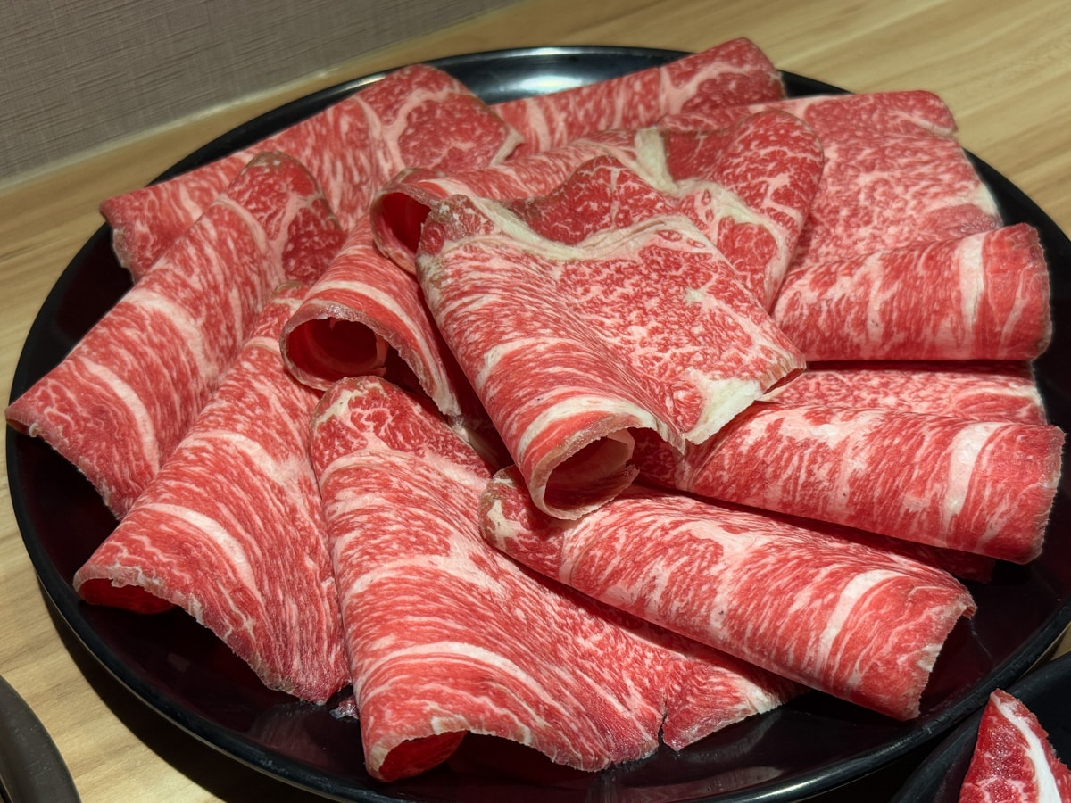 【匯川暖心鍋物】中和站必吃質感火鍋推薦,350元起開鍋享4種副食吃到飽,飲料冰淇淋無限供應! - 第32張圖 【匯川暖心鍋物】中和站必吃質感火鍋推薦,350元起開鍋享4種副食吃到飽,飲料冰淇淋無限供應!