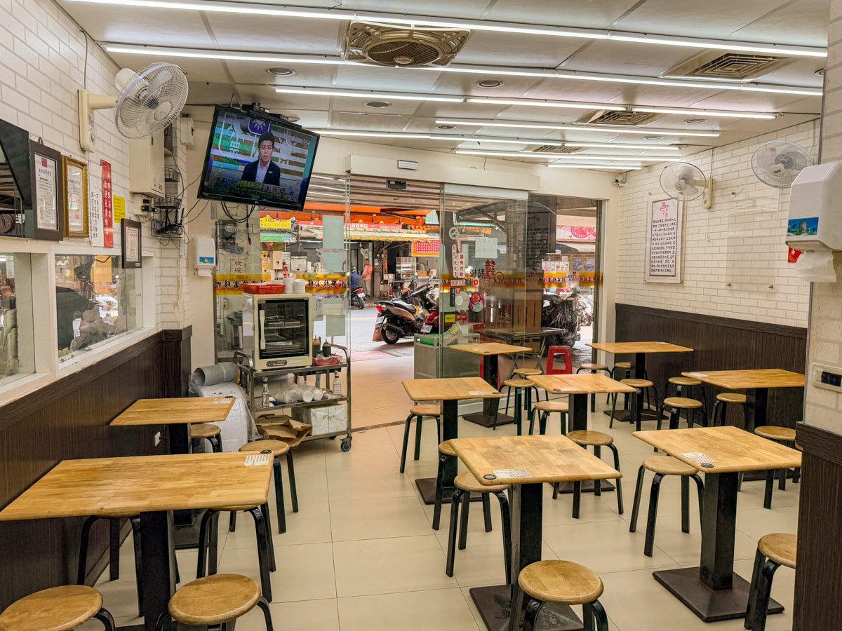 【鐘點棧 當歸鴨】新北永和樂華夜市小吃推薦,傳承古早味當歸鴨,內用當歸湯免費續加! - 第9張圖 【鐘點棧 當歸鴨】新北永和樂華夜市小吃推薦,傳承古早味當歸鴨,內用當歸湯免費續加!