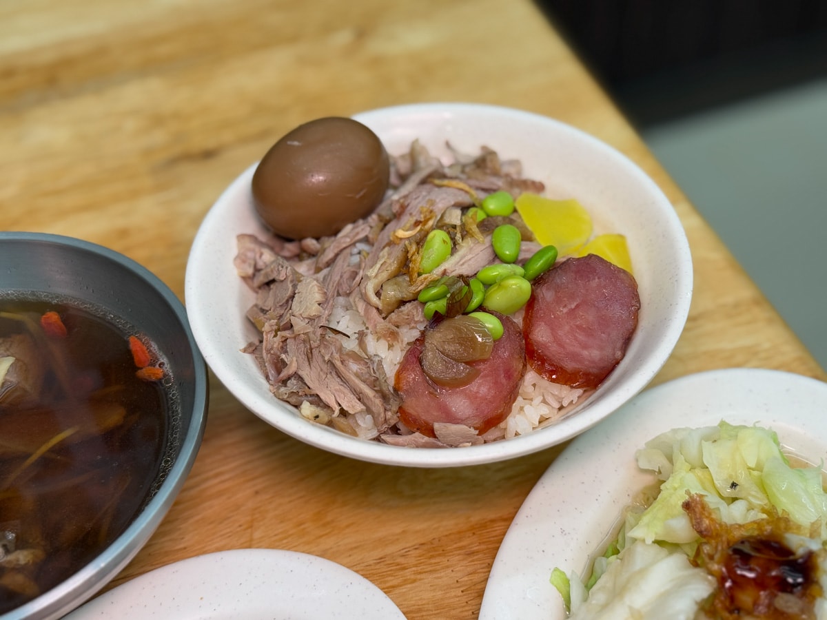 【鐘點棧 當歸鴨】新北永和樂華夜市小吃推薦,傳承古早味當歸鴨,內用當歸湯免費續加! - 第17張圖 【鐘點棧 當歸鴨】新北永和樂華夜市小吃推薦,傳承古早味當歸鴨,內用當歸湯免費續加!