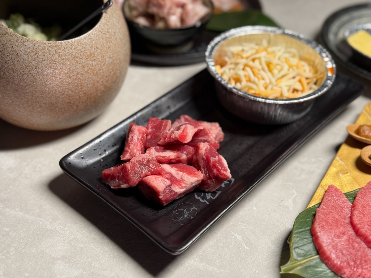 【純水燒肉】桃園人氣必吃燒肉推薦，內建貴賓包廂獨立聚會空間，全桃園首間和牛燒肉專門店！
