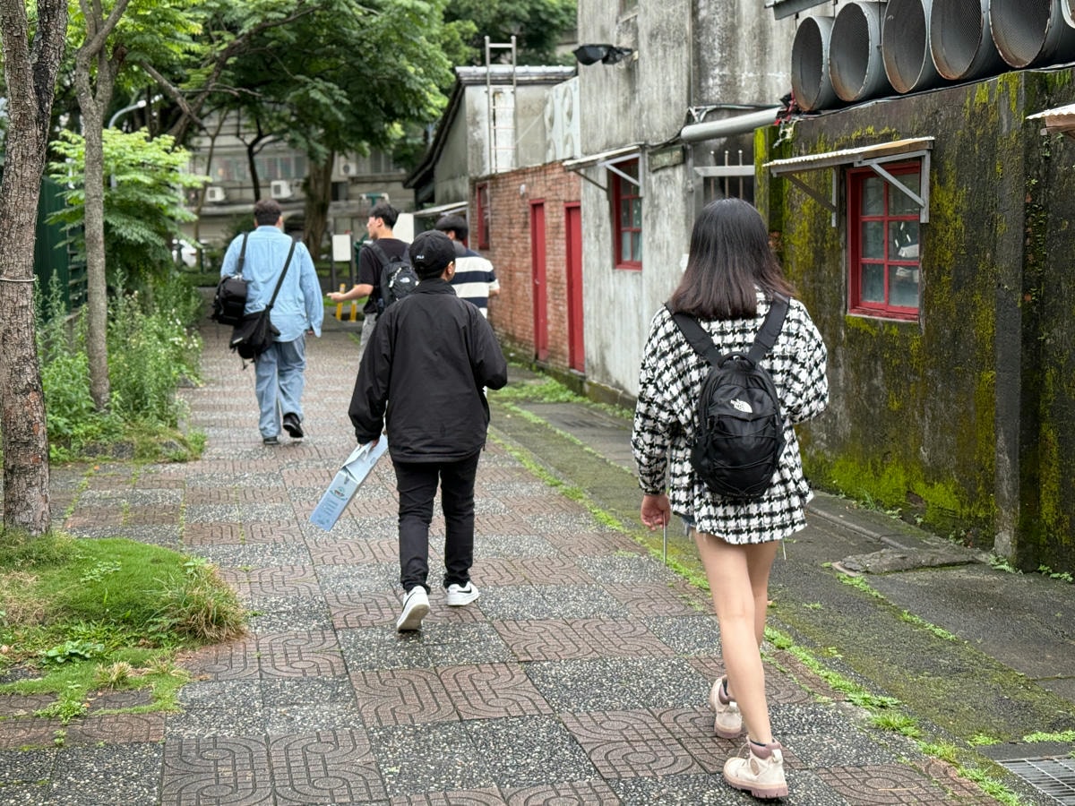 【波克熊的信義超幻想冒險】台北人氣實境解謎推薦，365天隨時開玩不用預約！建造夢想中的未來百貨公司！