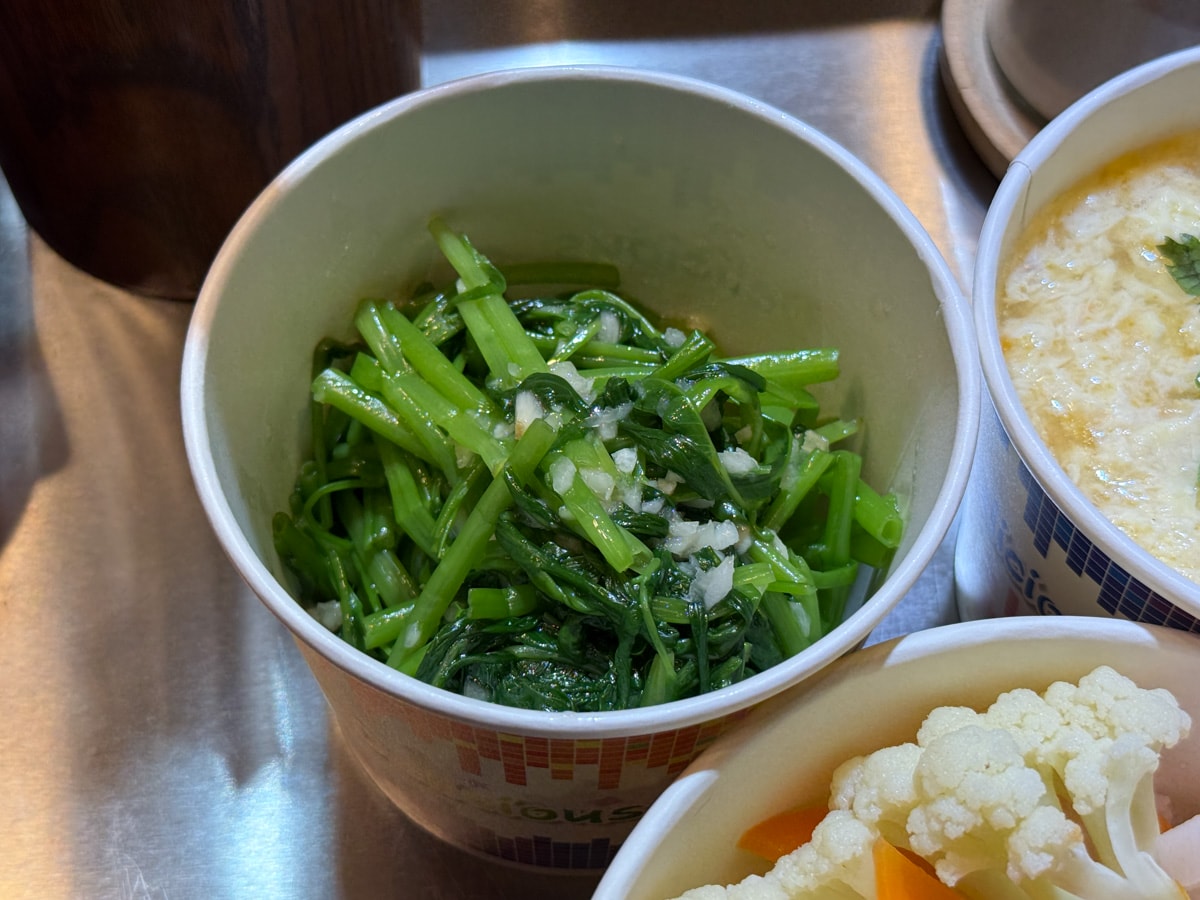 【狄咖滷肉飯】台北松山必吃宵夜推薦,60元起大啖深夜滷肉飯令人魂牽夢縈!營業到凌晨的深夜食堂! - 第22張圖 【狄咖滷肉飯】台北松山必吃宵夜推薦,60元起大啖深夜滷肉飯令人魂牽夢縈!營業到凌晨的深夜食堂!