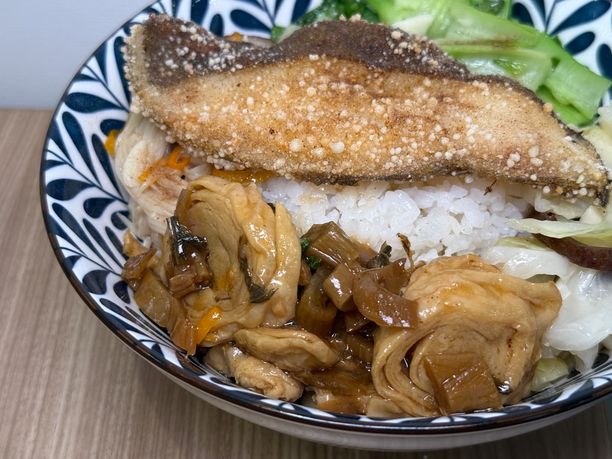 【極度飯桶】中和精緻便當推薦，14種便當飽足感滿分！內用自取享免費湯品，致力成為便當店領導品牌！
