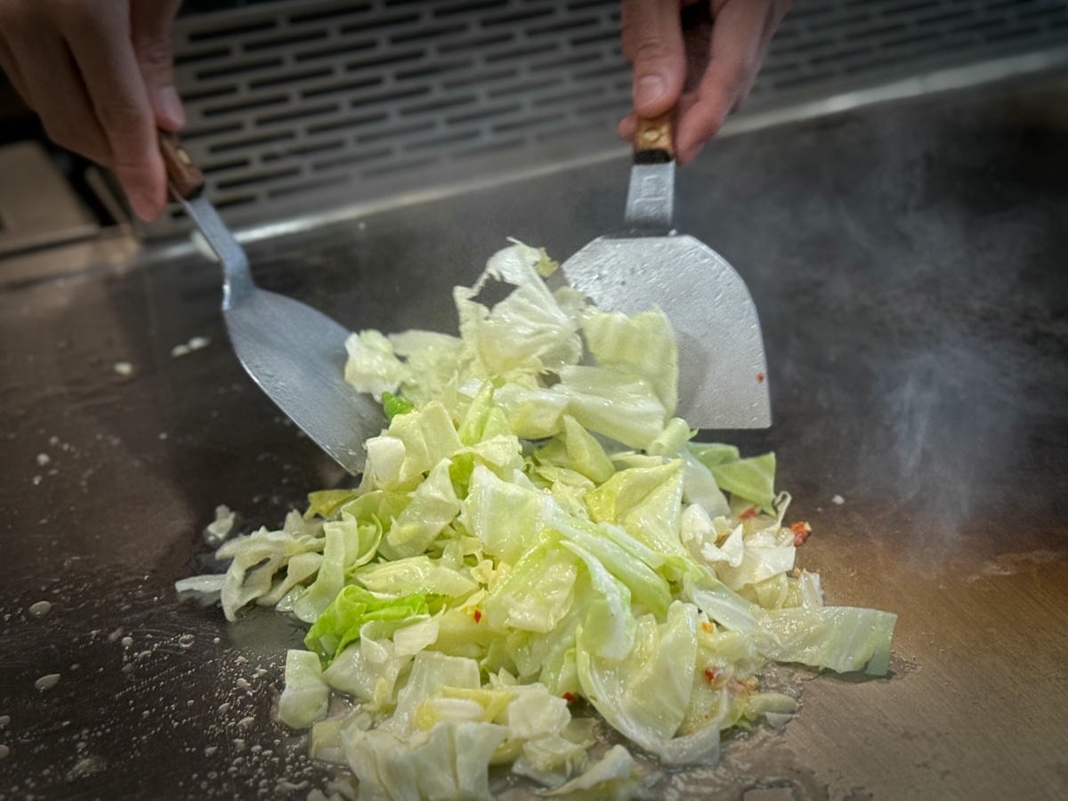 【弎食鉄板料理】彰化員林必吃美食推薦，大啖10種鐵板燒主食，加購145元升級套餐超划算！無預約制現場候位
