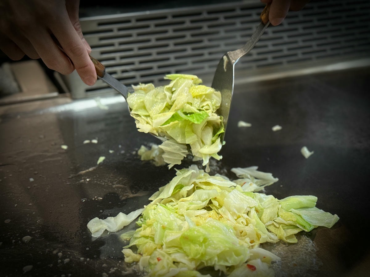 【弎食鉄板料理】彰化員林必吃美食推薦，大啖10種鐵板燒主食，加購145元升級套餐超划算！無預約制現場候位
