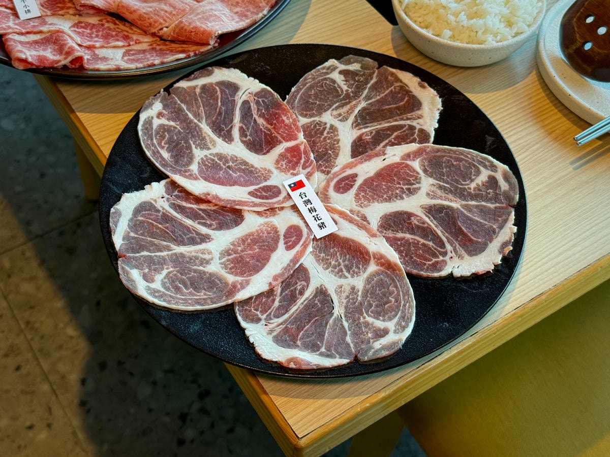 【湫禾壽喜燒】南投草屯必吃美食推薦,380元起大啖壽喜燒套餐,沉浸在絕美田野景觀的美味饗宴! - 第42張圖 【湫禾壽喜燒】南投草屯必吃美食推薦,380元起大啖壽喜燒套餐,沉浸在絕美田野景觀的美味饗宴!