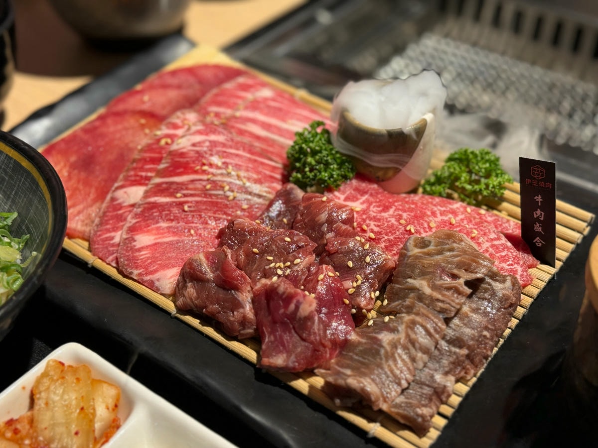 【伊笠燒肉-EZ燒肉】桃園評分最高的個人燒肉美食推薦，24種精緻燒烤套餐，特色必吃盛合、雙拼！
