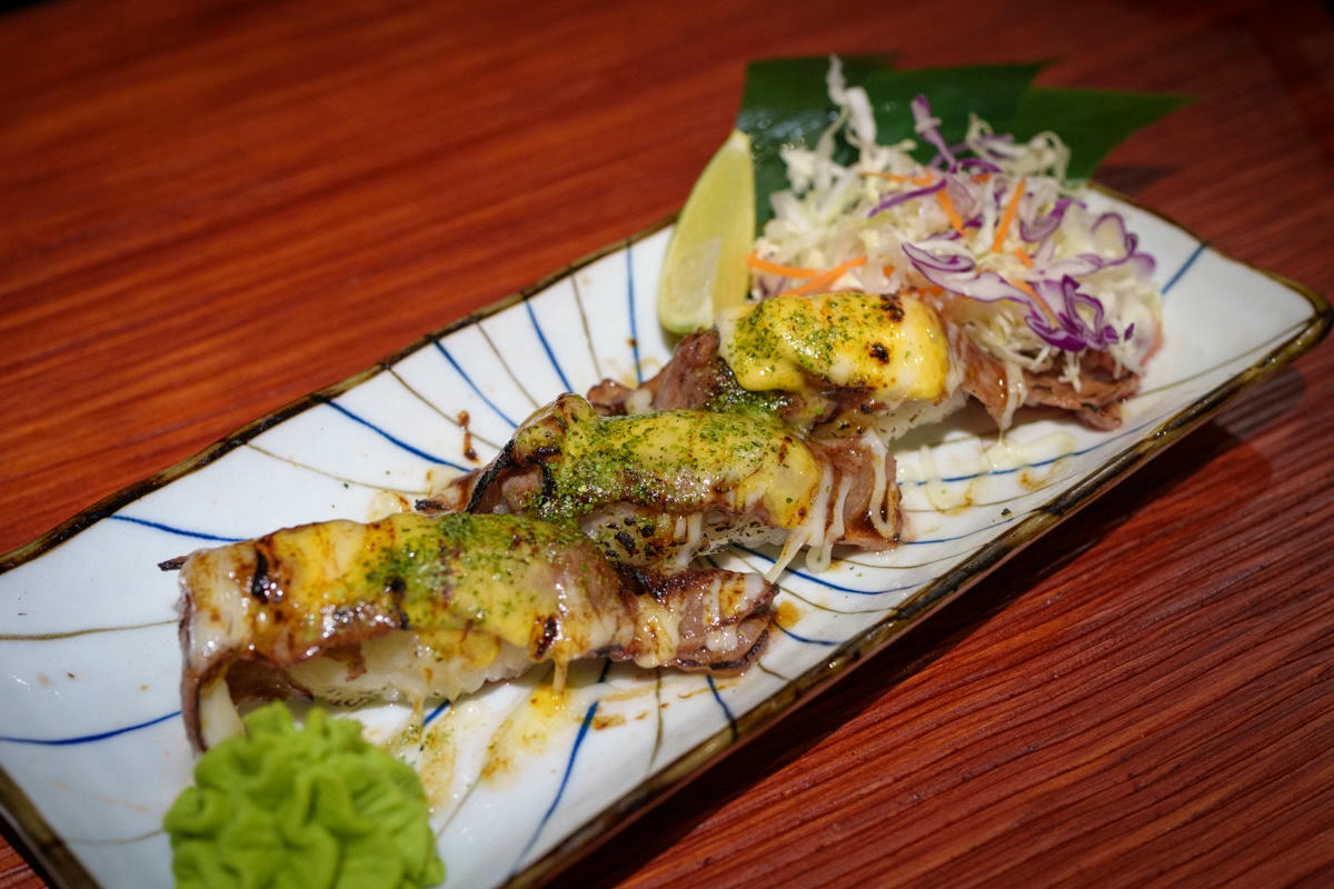 【鏊屋 串燒/壽司/酒場】板橋新埔居酒屋推薦，特色必吃握壽司、刺身，大啖各式特色料理，陽明街上最美居酒屋！