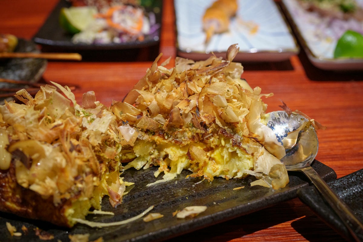 【鏊屋 串燒/壽司/酒場】板橋新埔居酒屋推薦，特色必吃握壽司、刺身，大啖各式特色料理，陽明街上最美居酒屋！