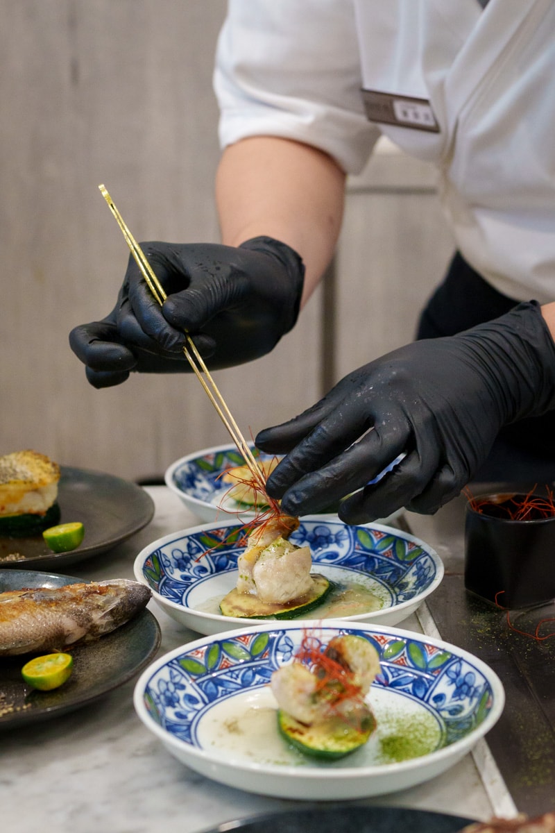 【明水然．樂】宜蘭礁溪慶生聚餐美食推薦，Google 評論4.8高分頂級無菜單鐵板燒，2000元有找的小資族大享受！